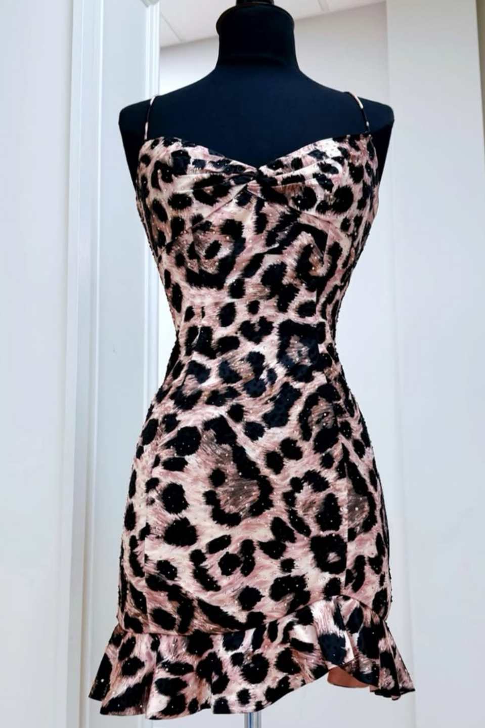 Leopard print spaghetti strap bodycon mini dress