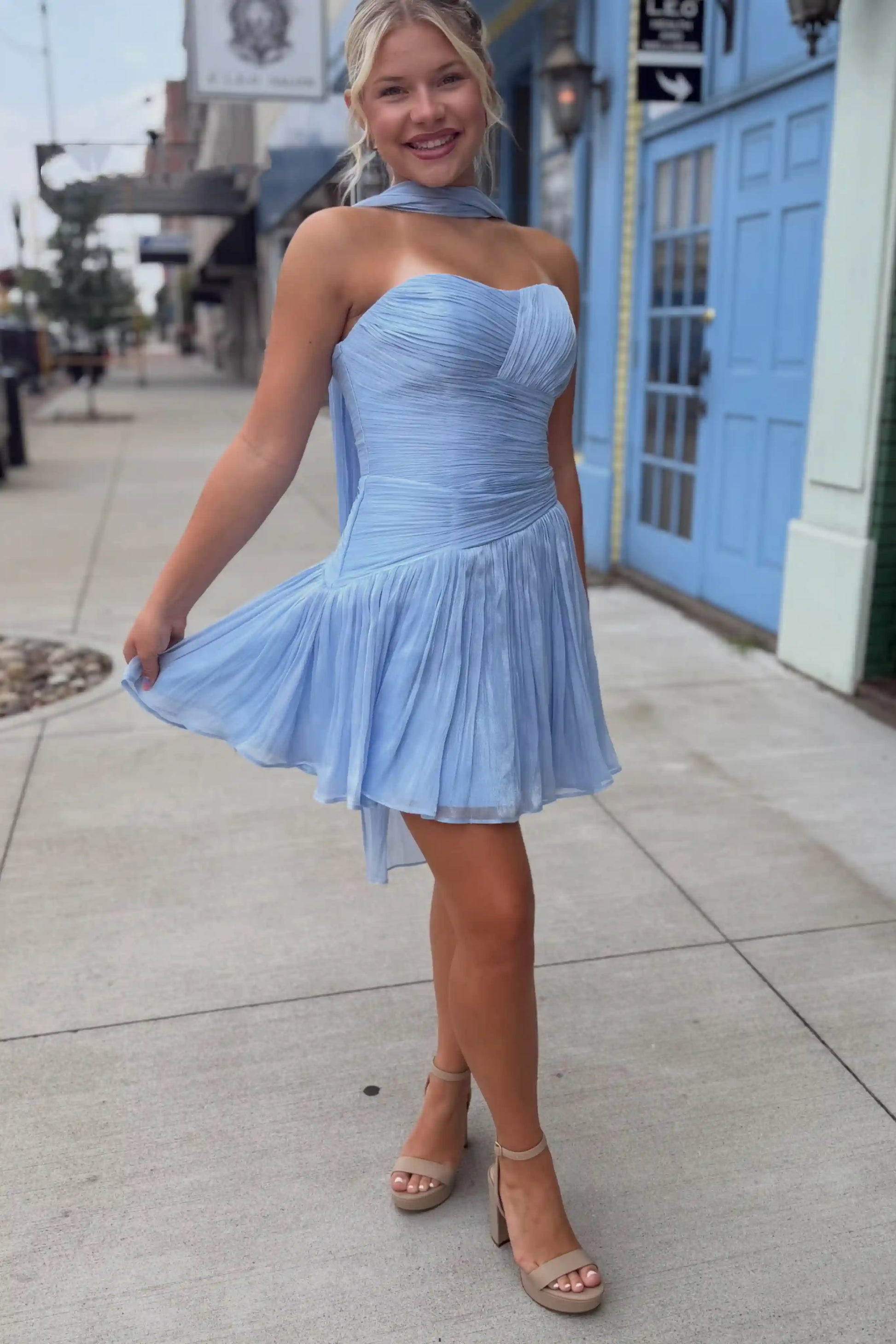 Light Blue Halter Scarf Ruched Chiffon A-Line Homecoming Dress